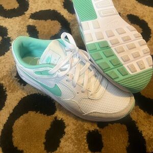 Size 8 Women’s Nike White and Mint Green Sneakers
